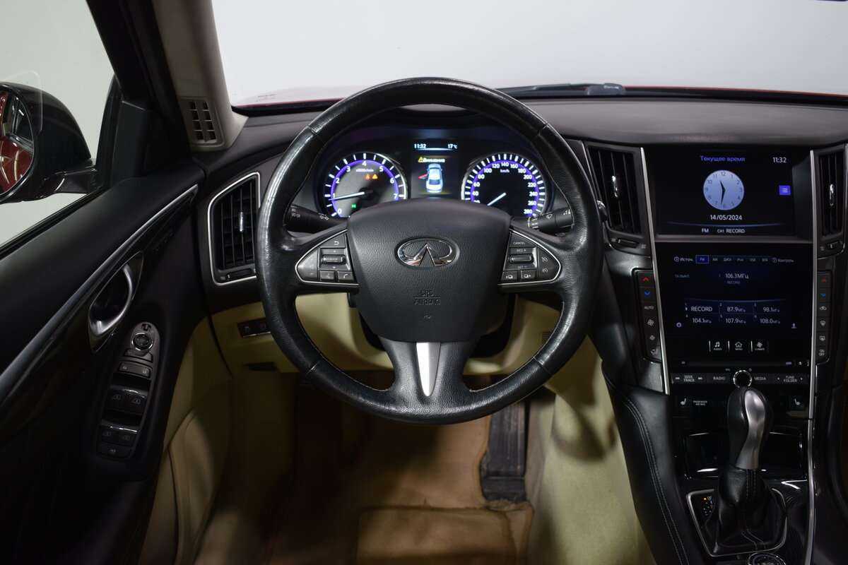 Infiniti Q50 с пробегом — 2015 год. Фото: #9