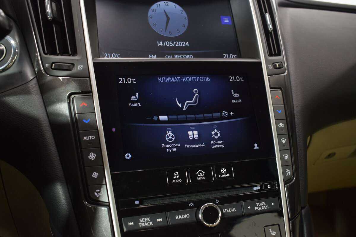 Infiniti Q50 с пробегом — 2015 год. Фото: #29