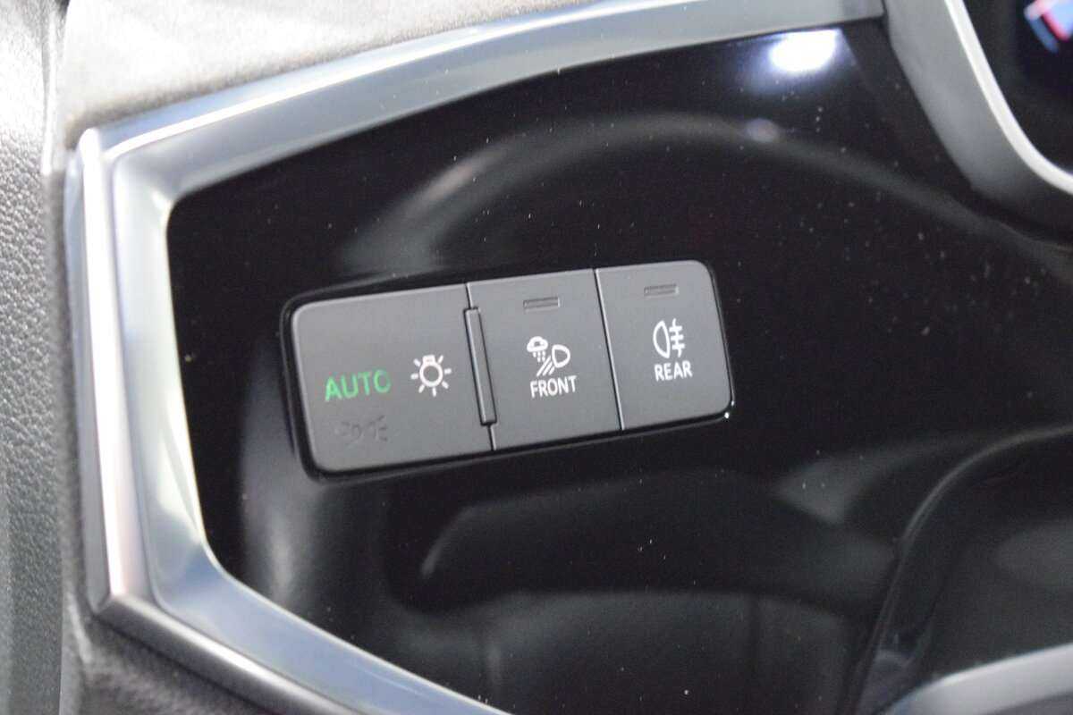 Audi Q3 Sportback с пробегом — 2021 год. Фото: #9