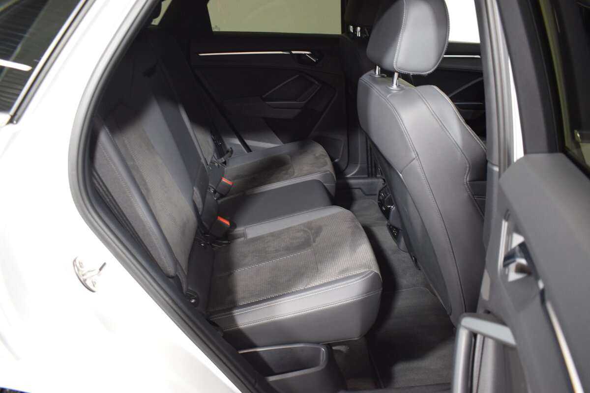 Audi Q3 Sportback с пробегом — 2021 год. Фото: #12