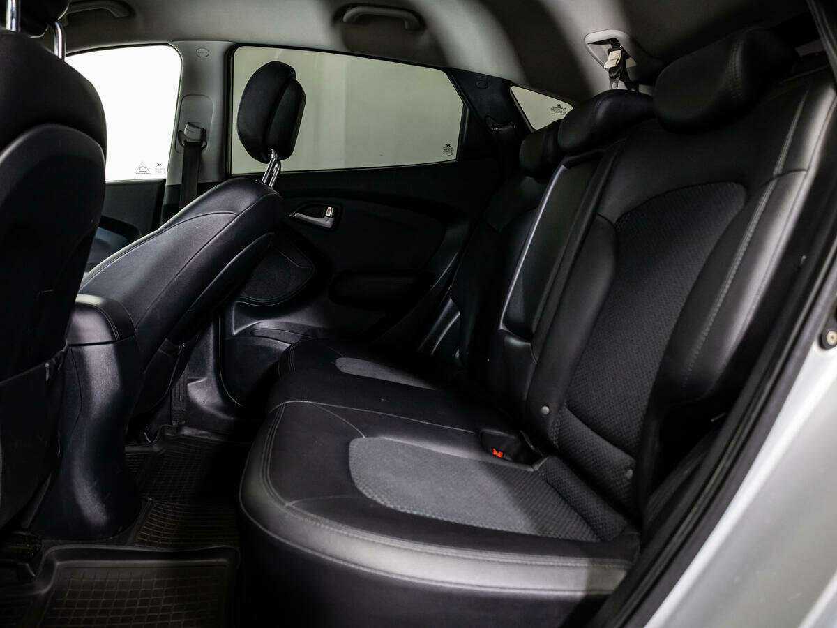 Hyundai ix35 с пробегом — 2010 год. Фото: #7