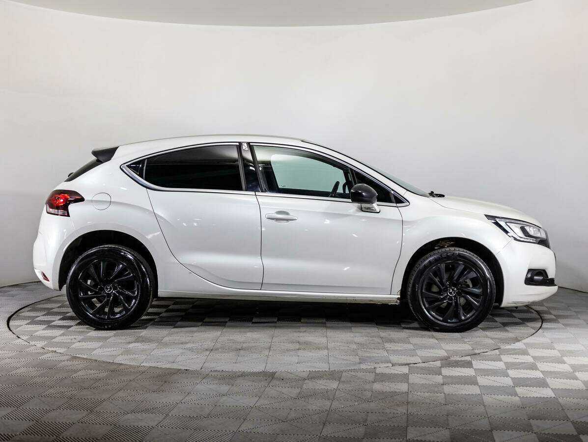 DS 4 с пробегом — 2016 год. Фото: #3