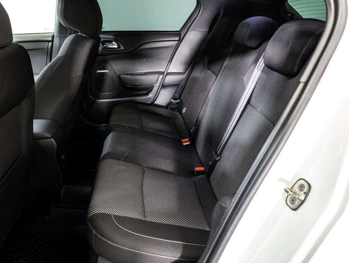 DS 4 с пробегом — 2016 год. Фото: #9