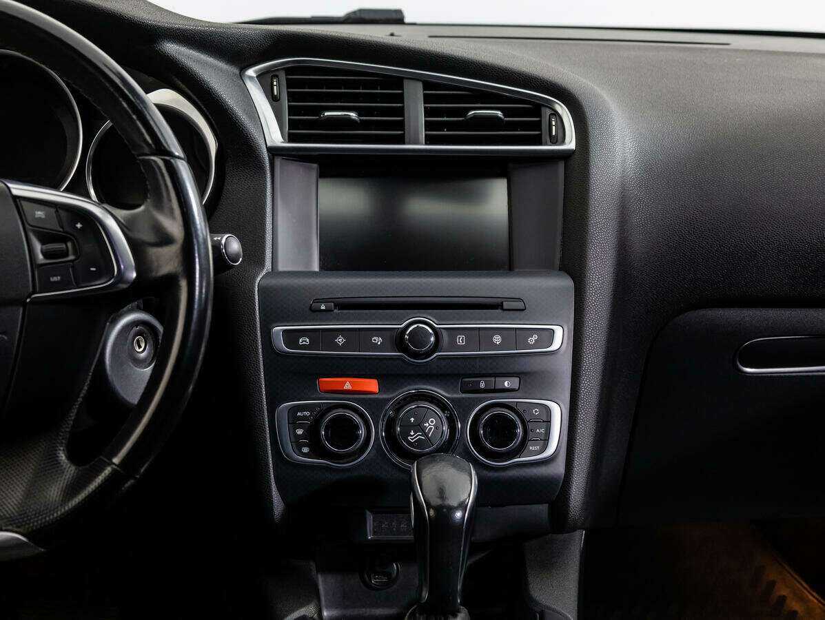 DS 4 с пробегом — 2016 год. Фото: #13