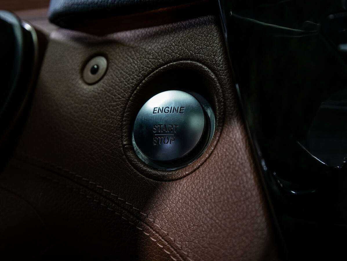 Mercedes-Benz CL-Класс с пробегом — 2008 год. Фото: #15