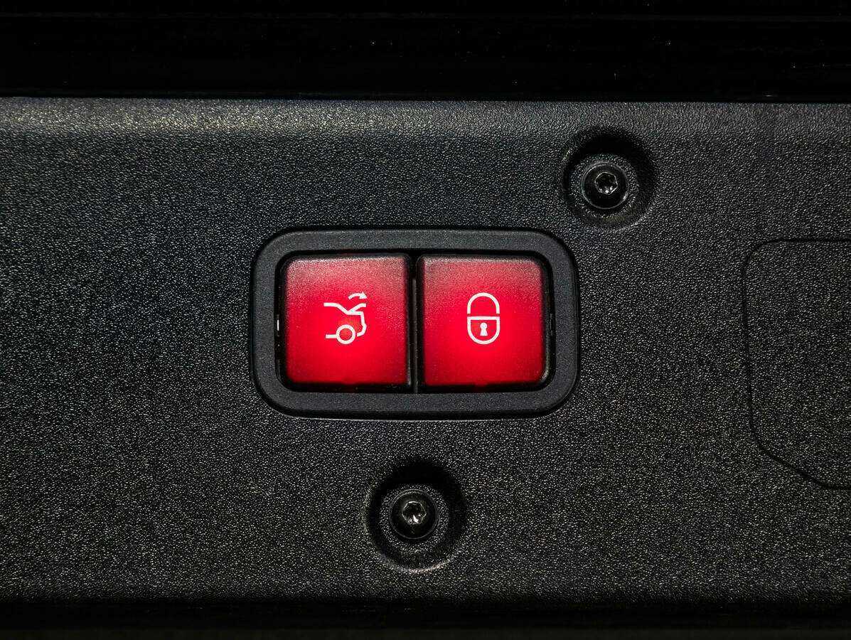 Mercedes-Benz CL-Класс с пробегом — 2008 год. Фото: #23