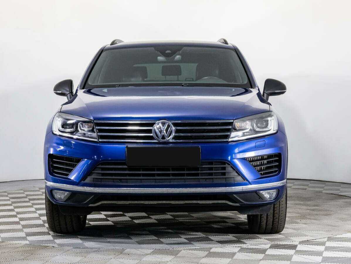 Volkswagen Touareg с пробегом — 2018 год. Фото: #1
