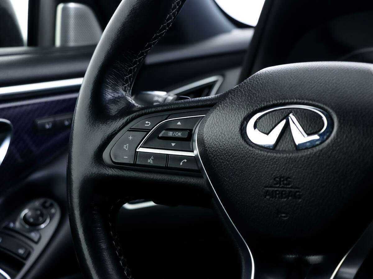 Infiniti Q60 с пробегом — 2017 год. Фото: #25