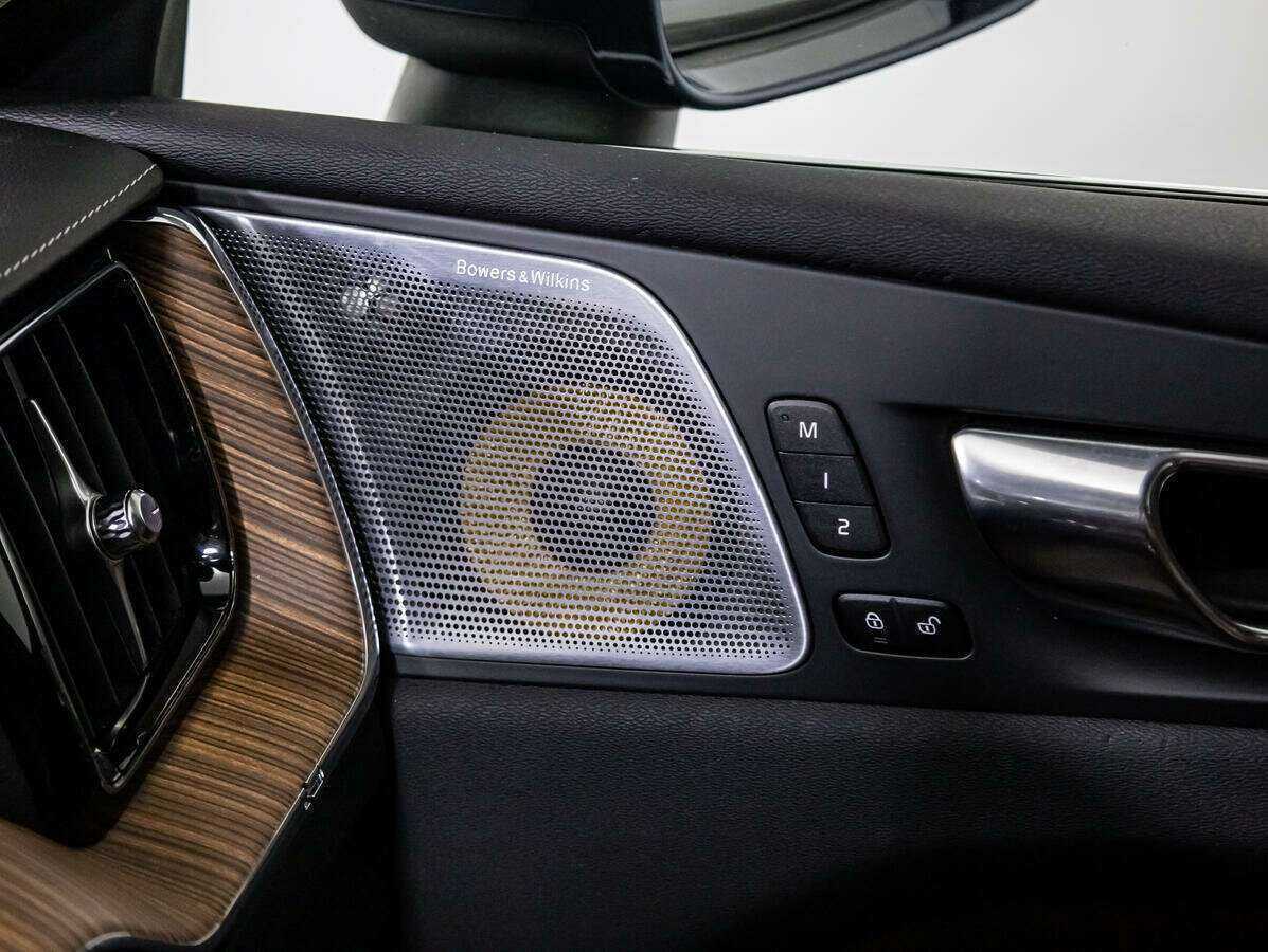 Volvo XC60 с пробегом — 2020 год. Фото: #15