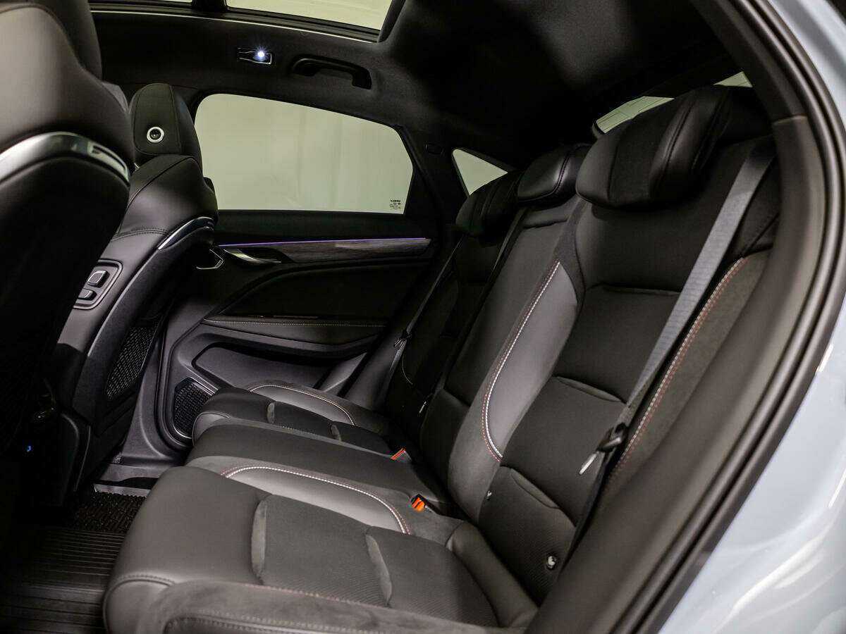 Geely Tugella с пробегом — 2022 год. Фото: #9