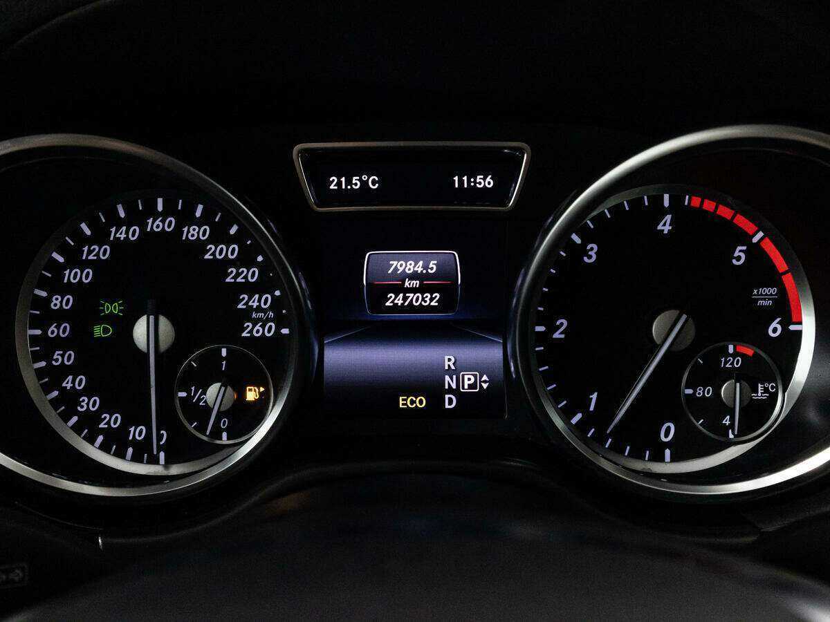 Mercedes-Benz GL-Класс с пробегом — 2014 год. Фото: #11