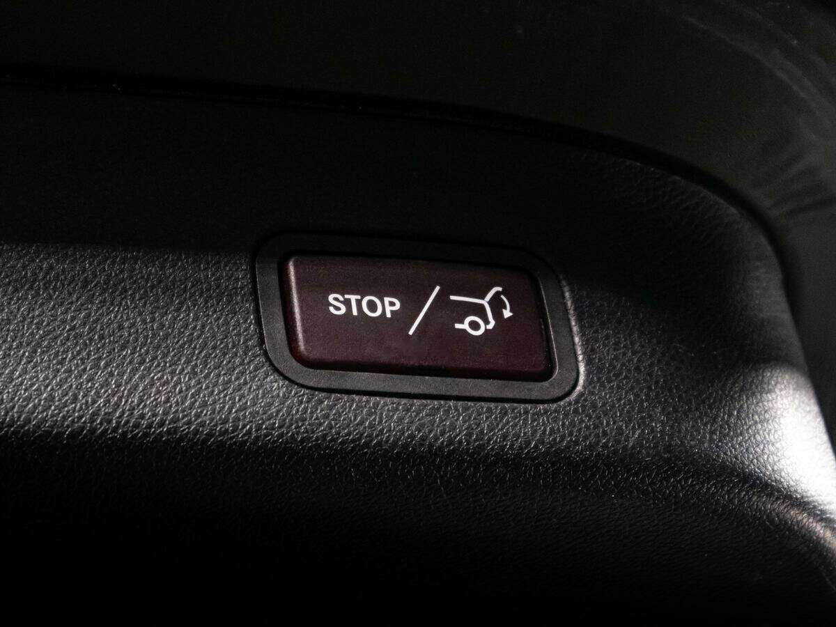 Mercedes-Benz GL-Класс с пробегом — 2014 год. Фото: #21