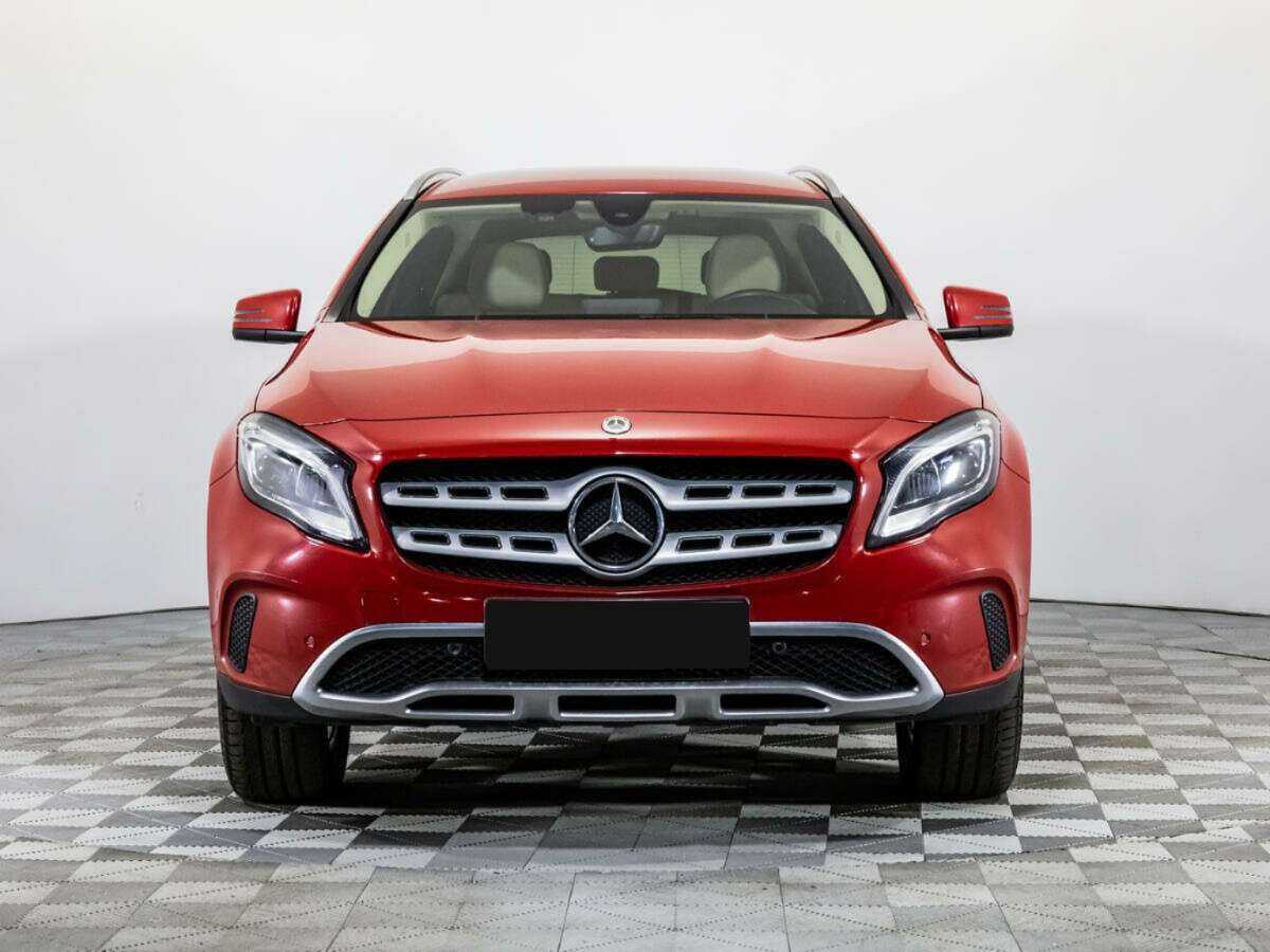 Mercedes-Benz GLA с пробегом — 2017 год. Фото: #1