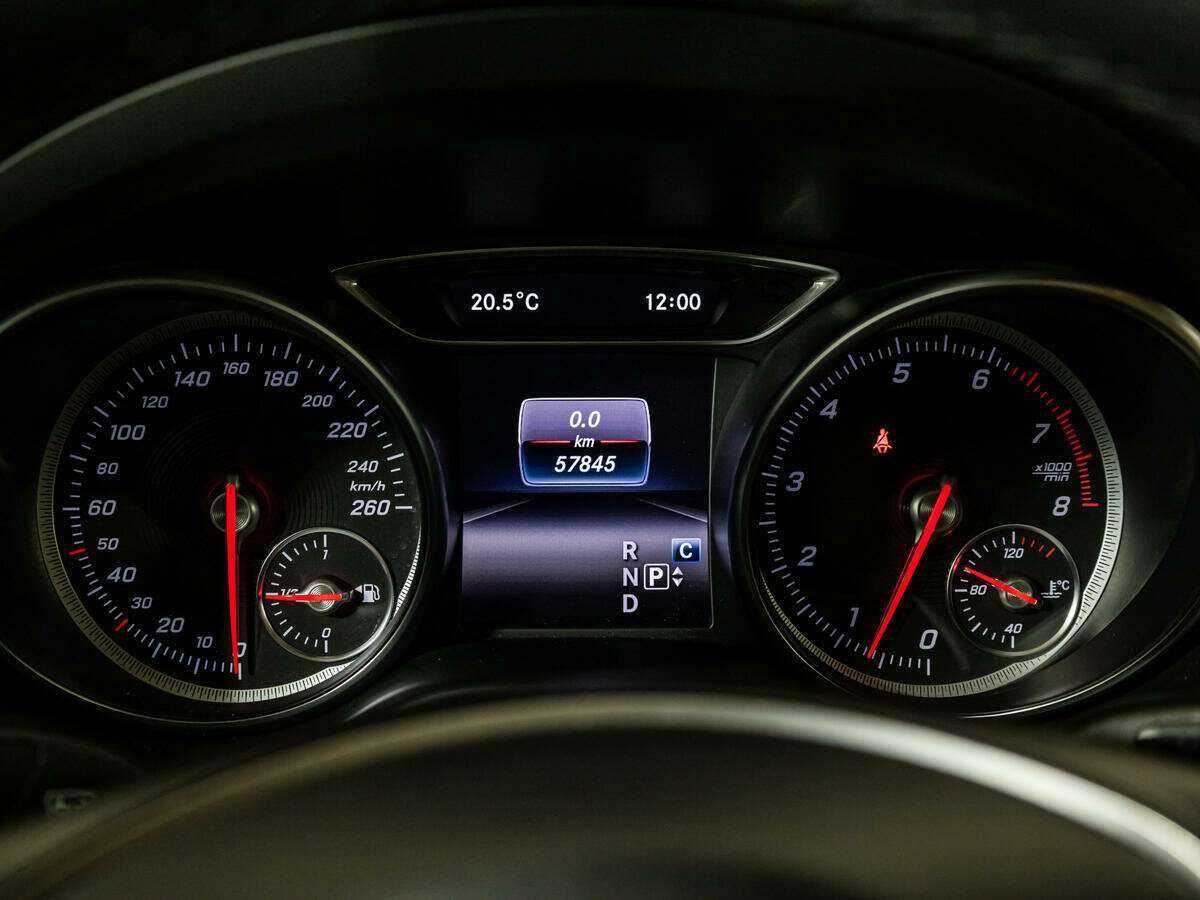 Mercedes-Benz GLA с пробегом — 2017 год. Фото: #10