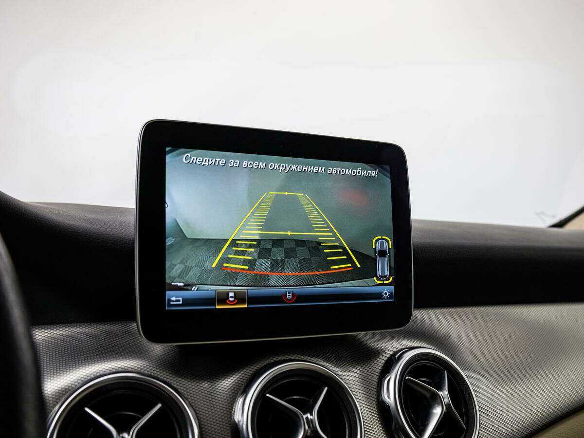 Mercedes-Benz GLA с пробегом — 2017 год. Фото: #17