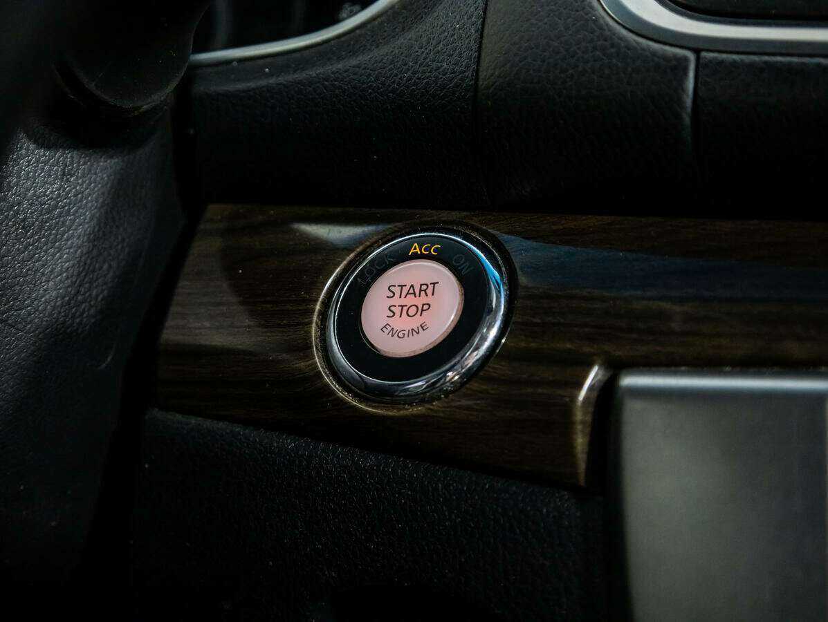 Nissan Teana с пробегом — 2011 год. Фото: #13