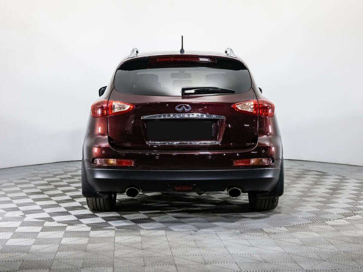 Infiniti EX с пробегом — 2011 год. Фото: #4
