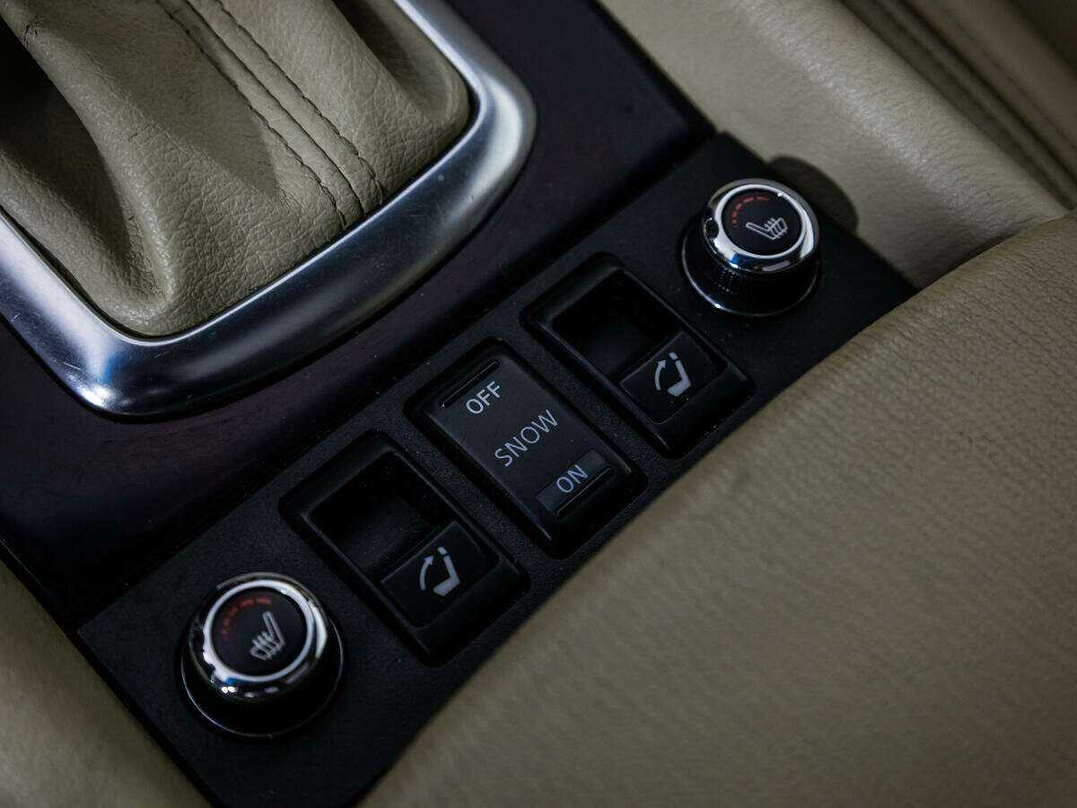 Infiniti EX с пробегом — 2011 год. Фото: #17