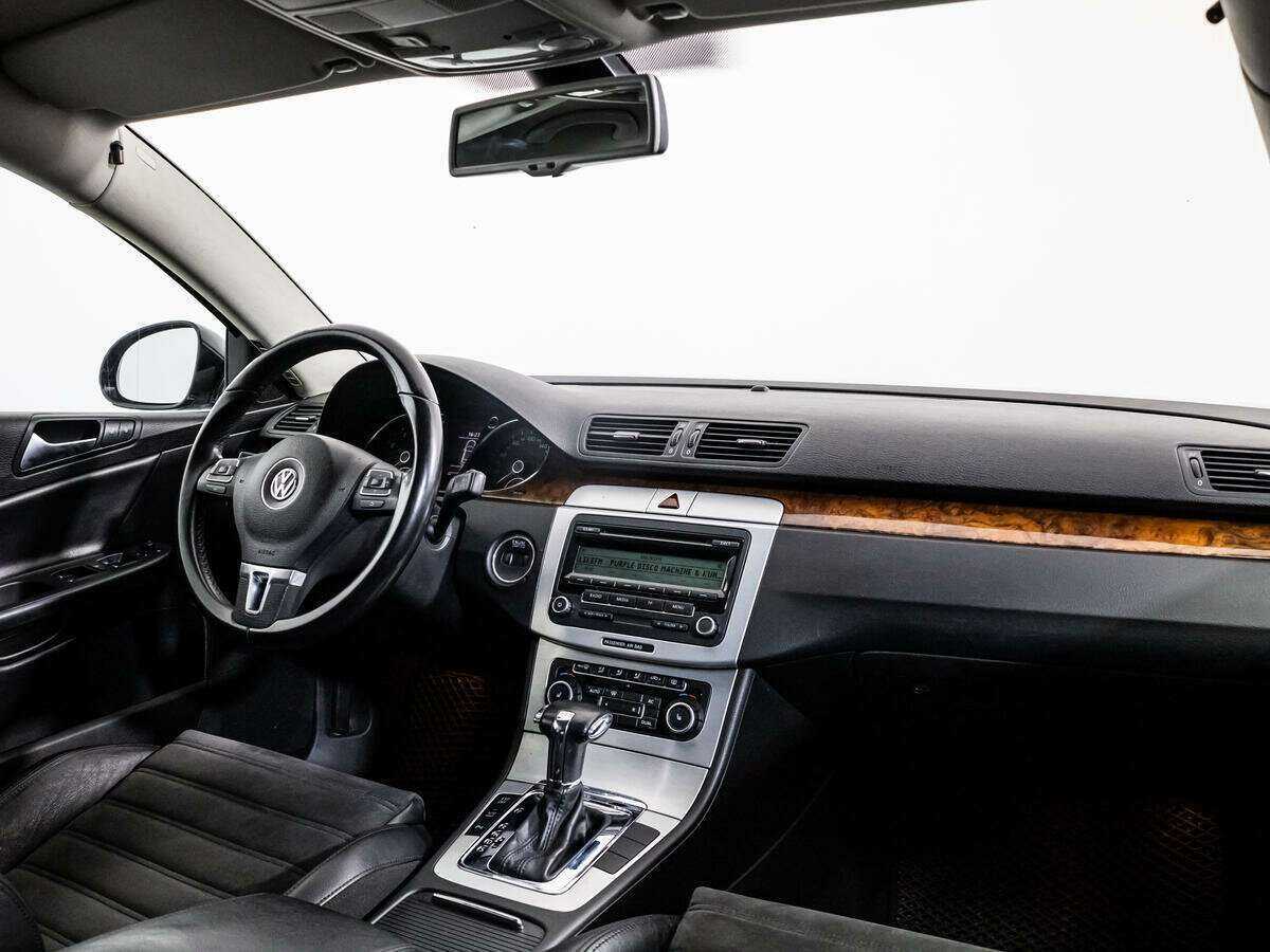 Volkswagen Passat с пробегом — 2010 год. Фото: #6