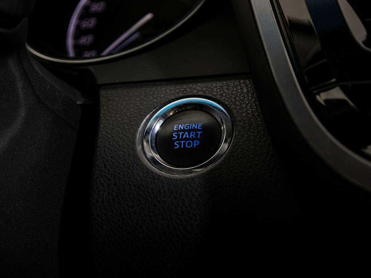 Toyota Camry с пробегом — 2021 год. Фото: #11