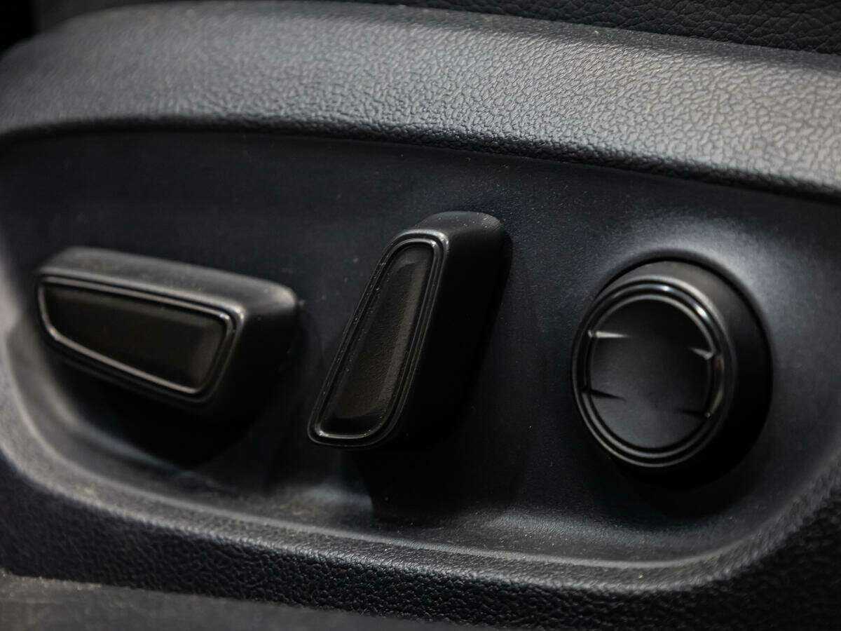 Toyota Camry с пробегом — 2021 год. Фото: #12