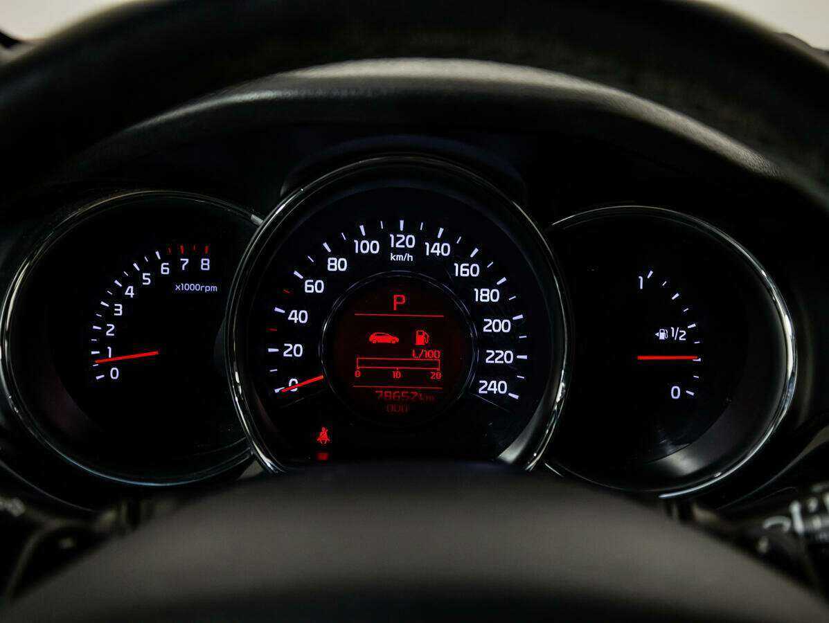 Kia Ceed с пробегом — 2014 год. Фото: #11