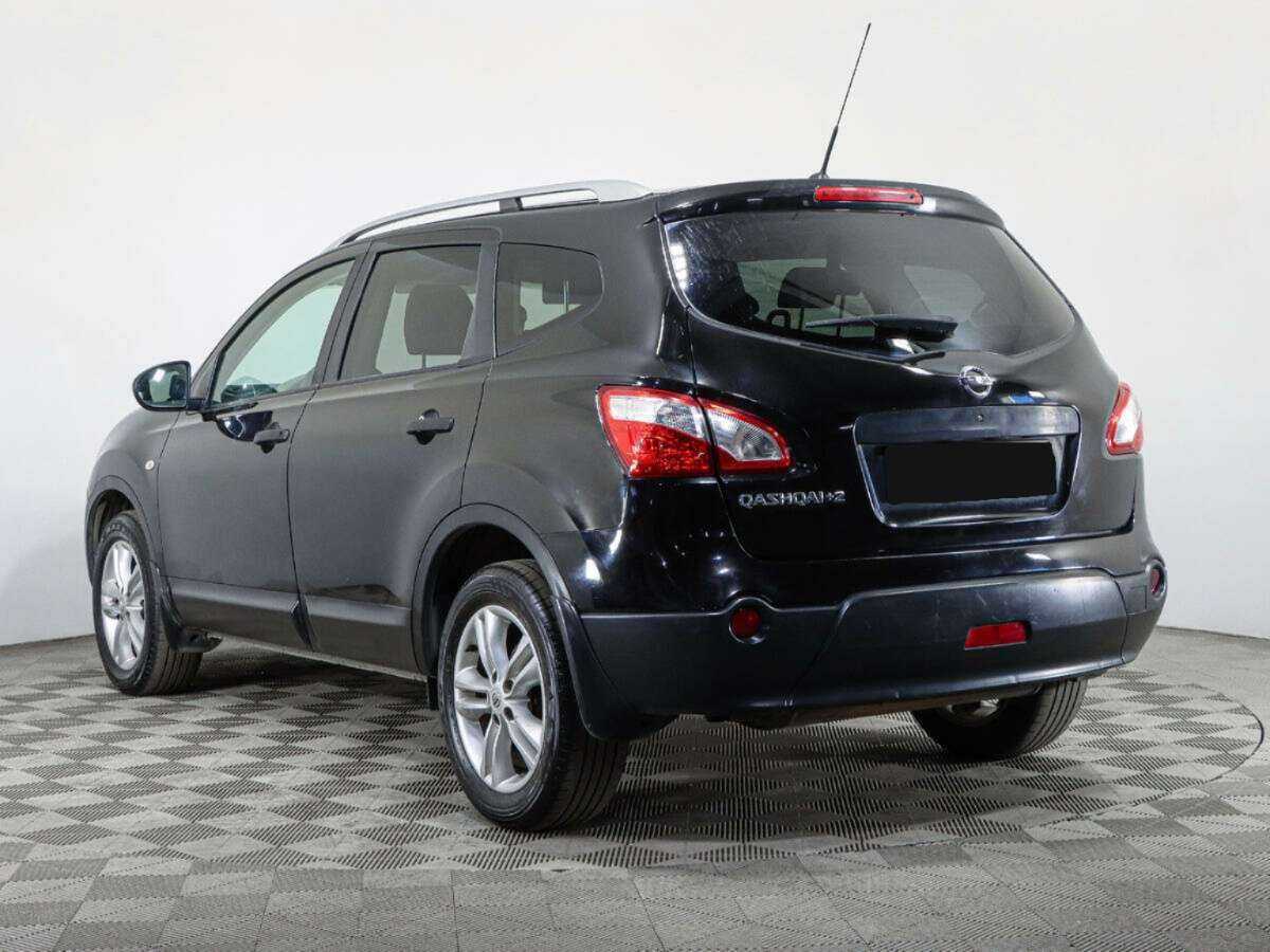Nissan Qashqai+2 с пробегом — 2010 год. Фото: #6