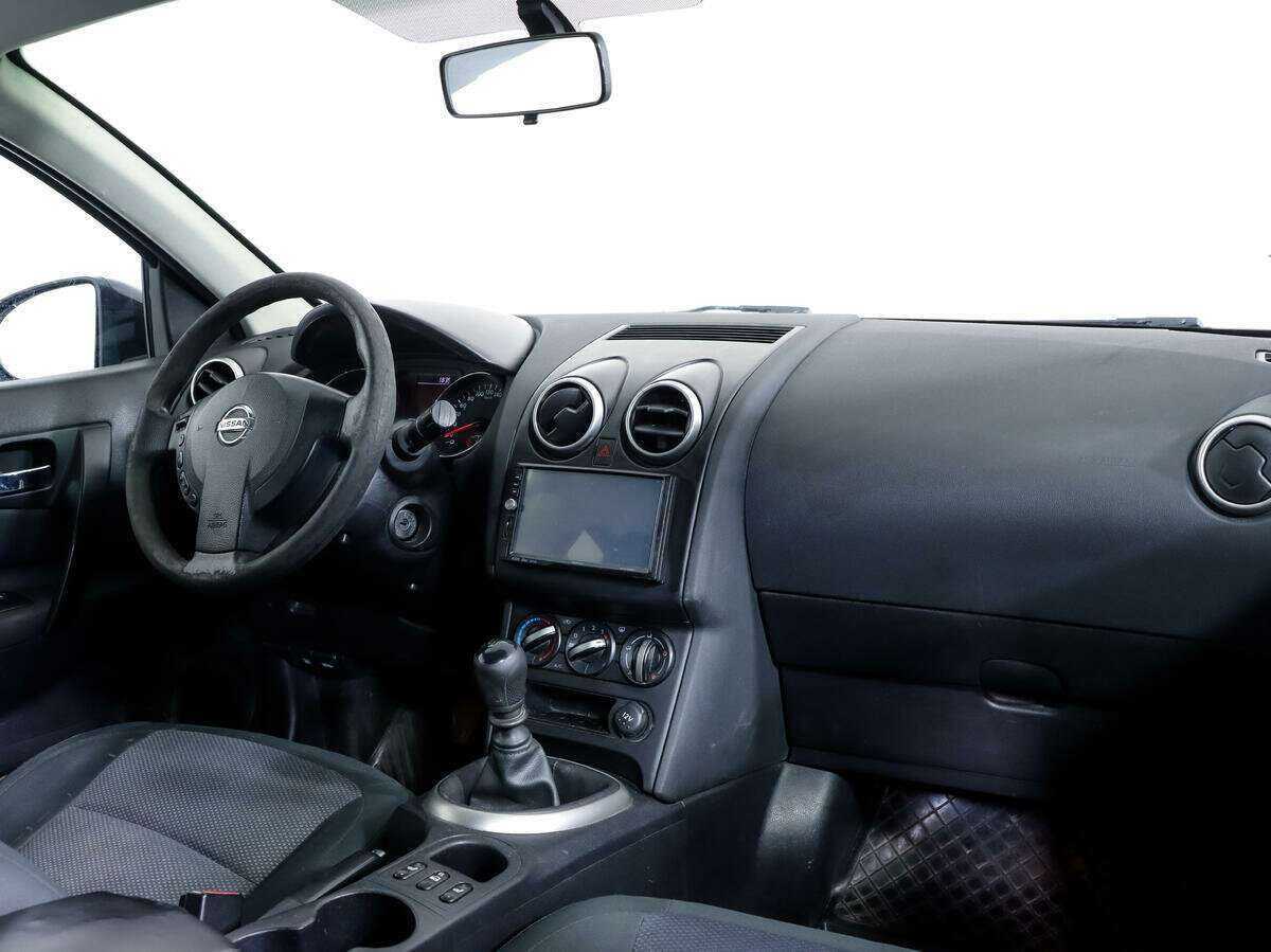 Nissan Qashqai+2 с пробегом — 2010 год. Фото: #8