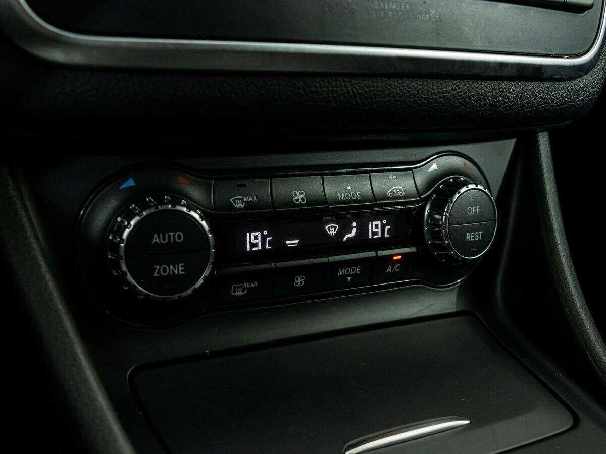 Mercedes-Benz GLA с пробегом — 2015 год. Фото: #19