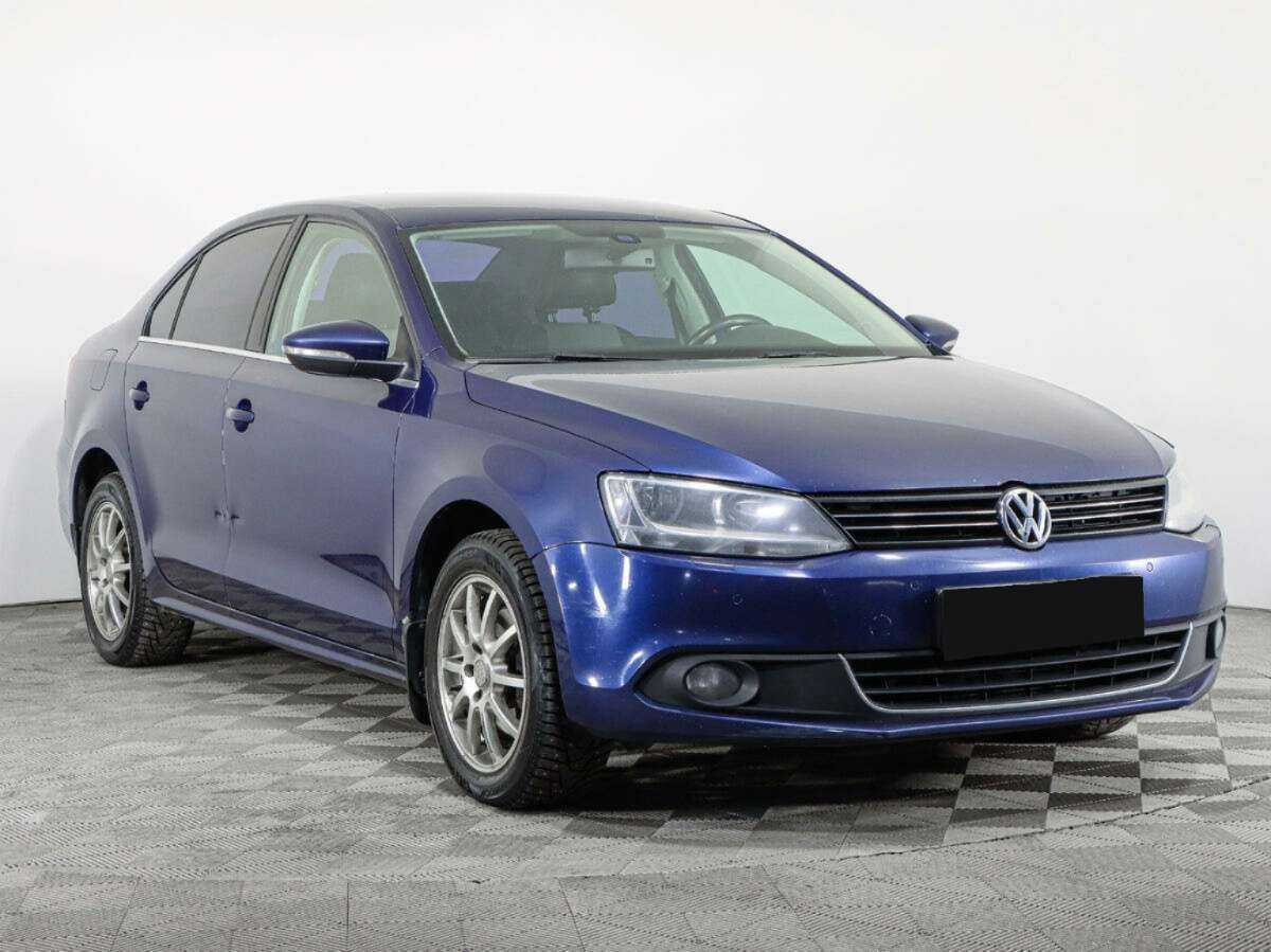 Volkswagen Jetta с пробегом — 2011 год. Фото: #2