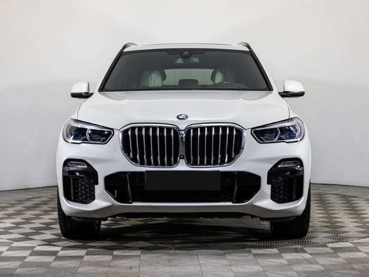 BMW X5 с пробегом — 2019 год. Фото: #1