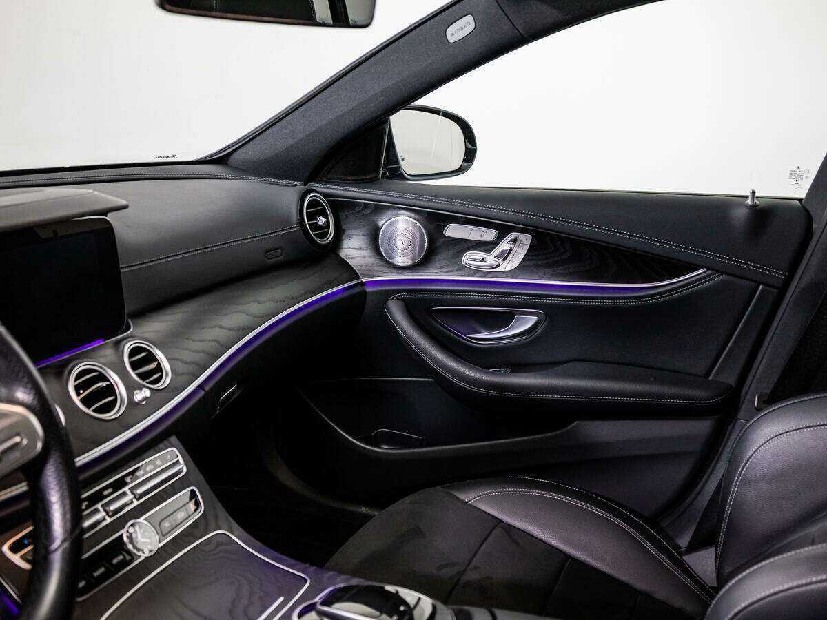 Mercedes-Benz E-Класс с пробегом — 2019 год. Фото: #24
