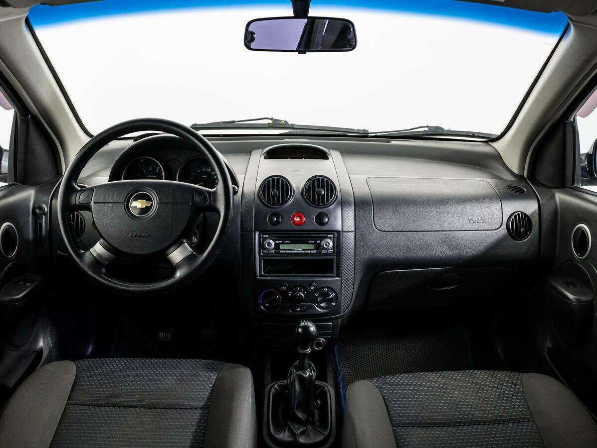 Chevrolet Aveo с пробегом — 2007 год. Фото: #11