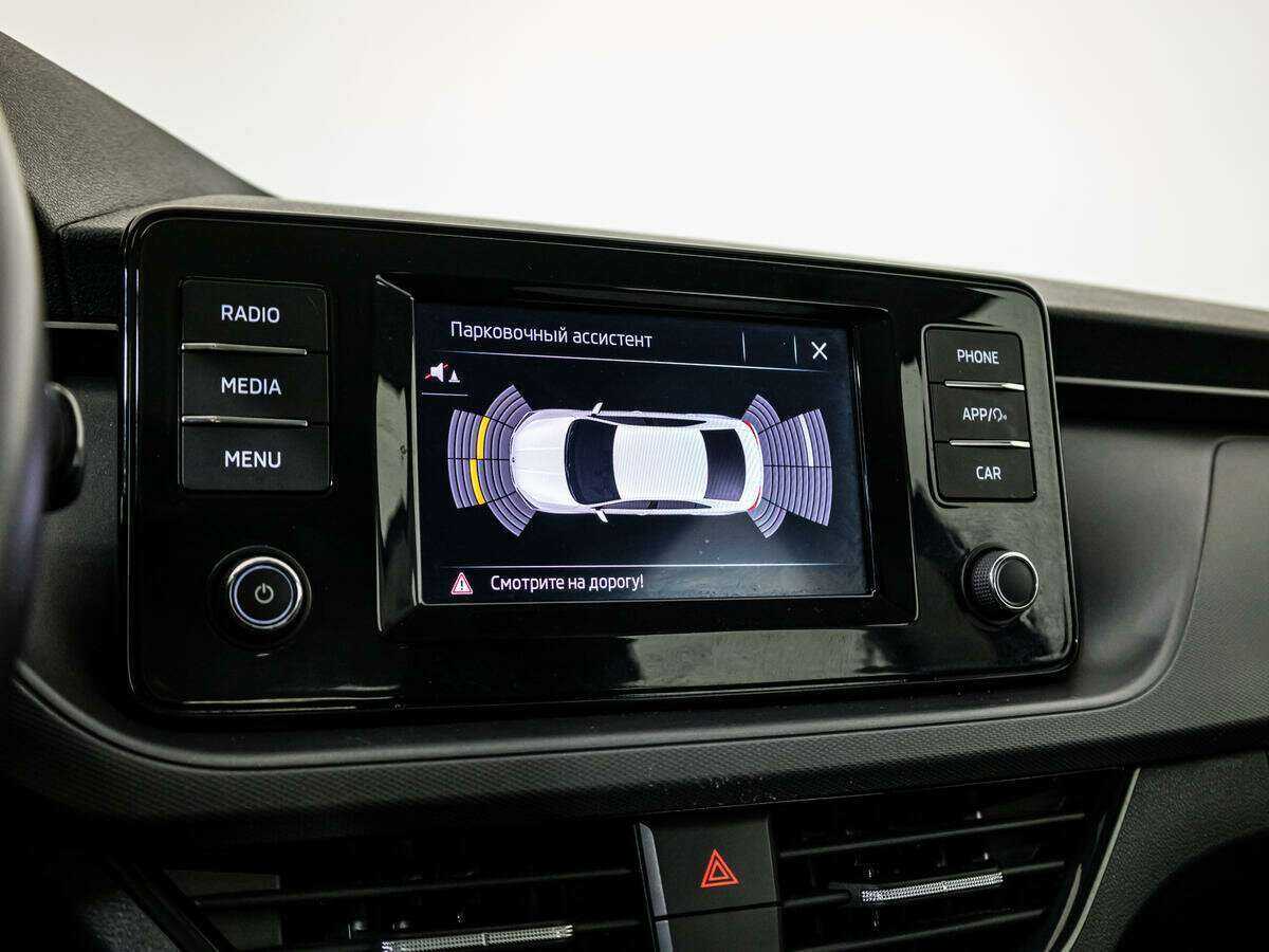 Skoda Rapid с пробегом — 2020 год. Фото: #16