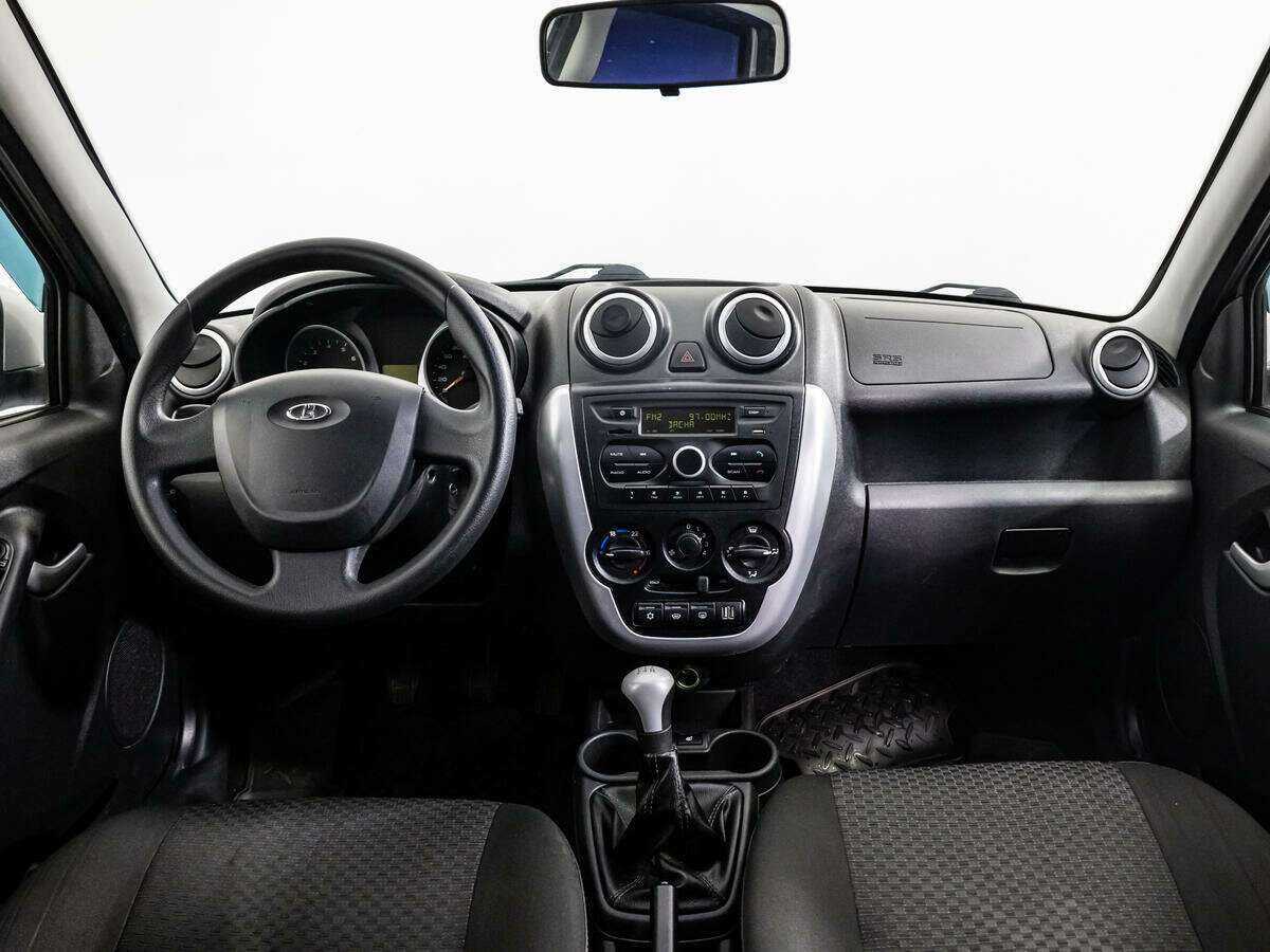 Lada (ВАЗ) Granta с пробегом — 2016 год. Фото: #12