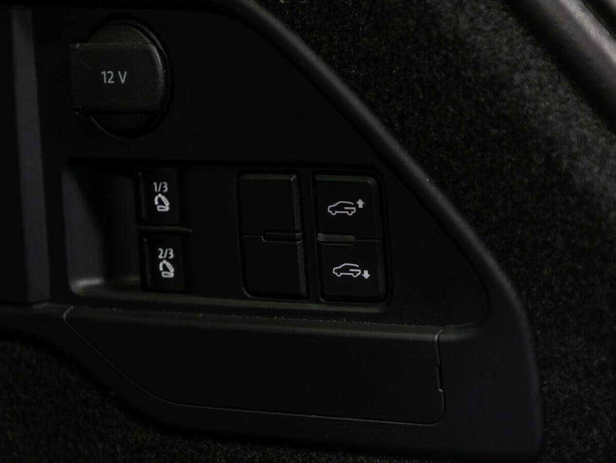 Volkswagen Touareg с пробегом — 2017 год. Фото: #27