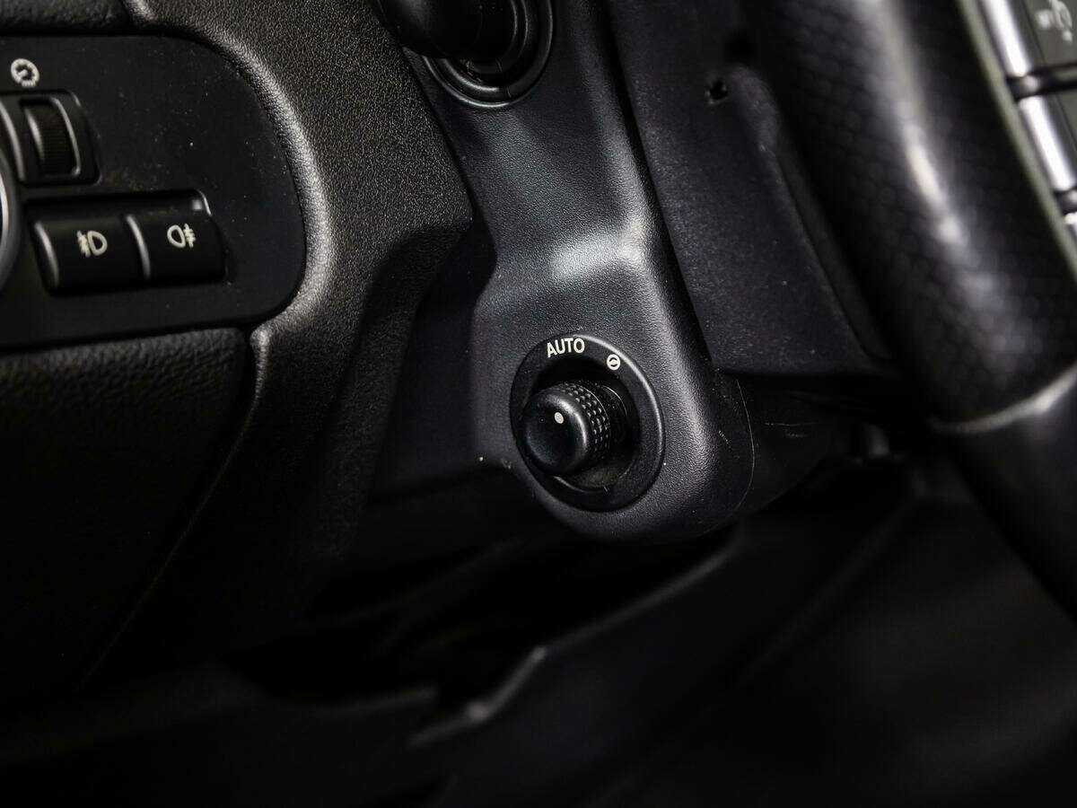 Land Rover Range Rover Sport с пробегом — 2012 год. Фото: #19