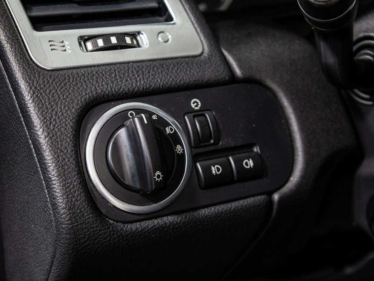 Land Rover Range Rover Sport с пробегом — 2012 год. Фото: #20