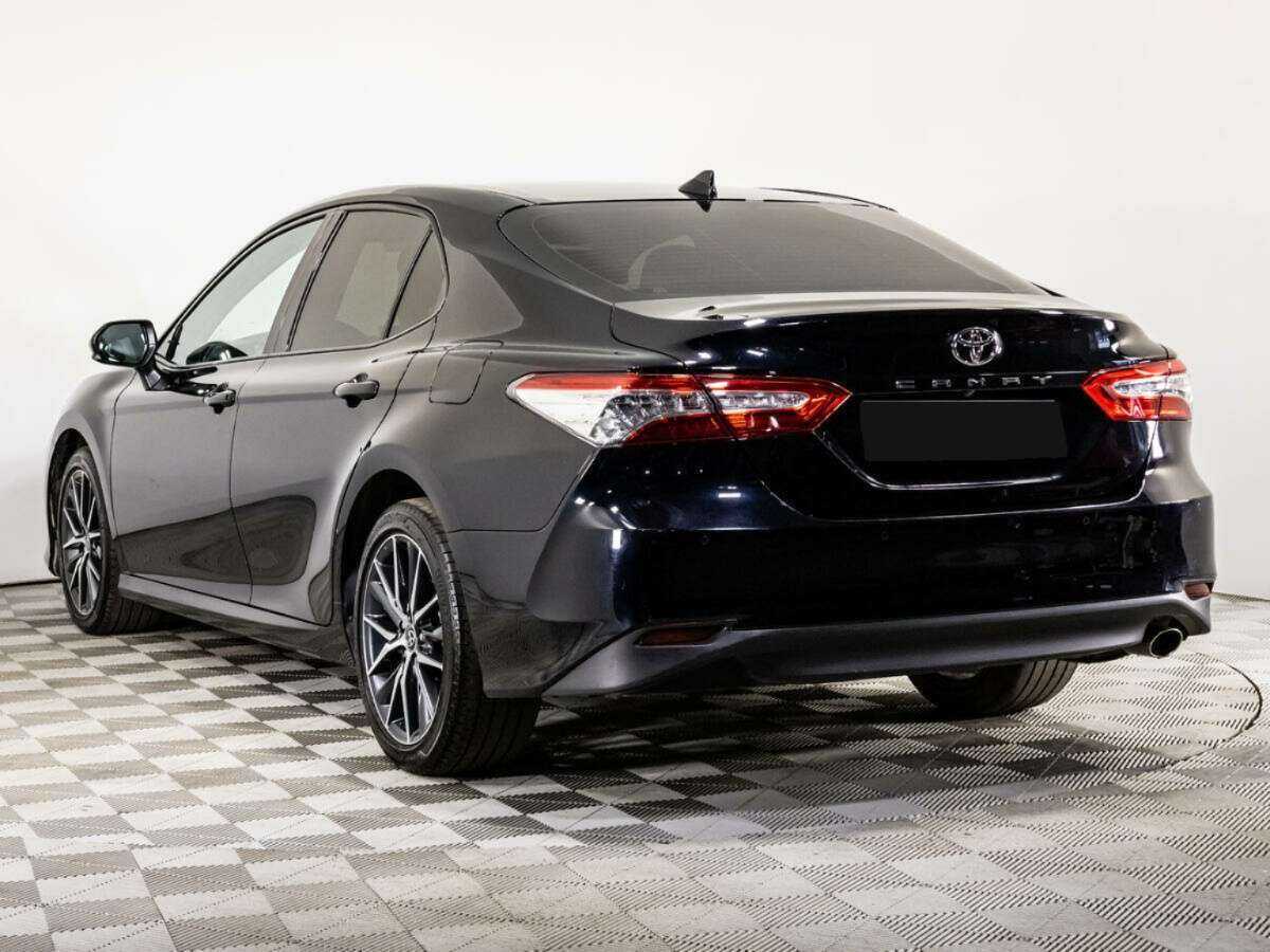 Toyota Camry с пробегом — 2021 год. Фото: #5