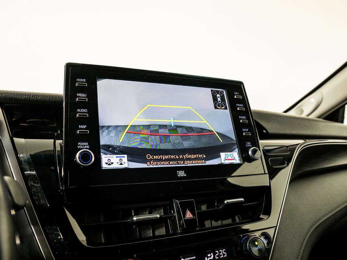 Toyota Camry с пробегом — 2021 год. Фото: #11