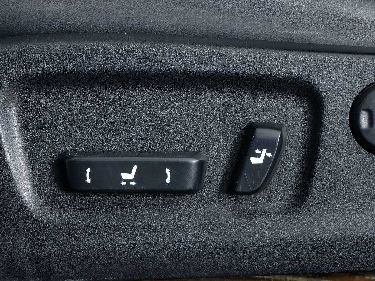 Lexus RX с пробегом — 2016 год. Фото: #13