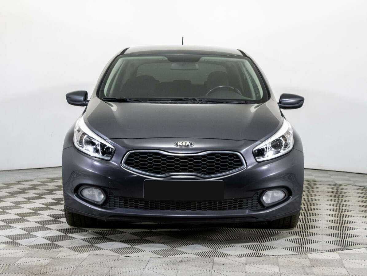 Kia Ceed с пробегом — 2014 год. Фото: #1