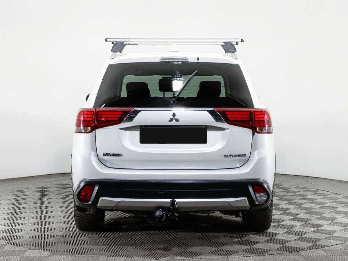 Mitsubishi Outlander с пробегом — 2018 год. Фото: #5