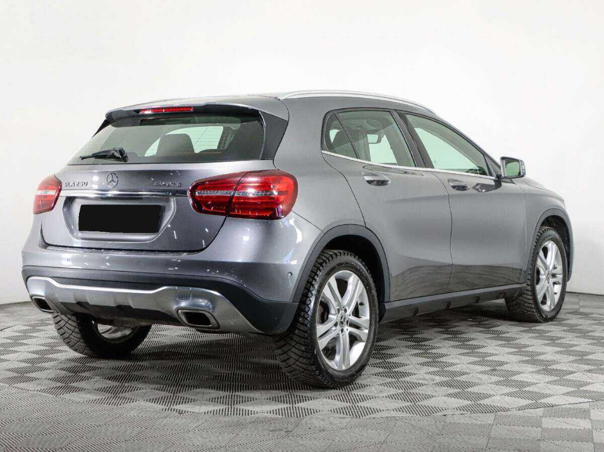 Mercedes-Benz GLA с пробегом — 2017 год. Фото: #3