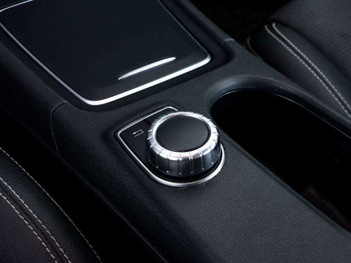 Mercedes-Benz GLA с пробегом — 2017 год. Фото: #10