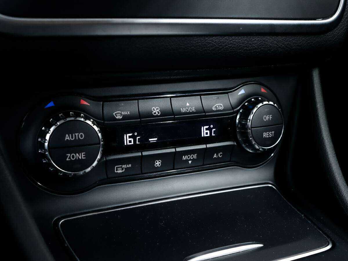 Mercedes-Benz GLA с пробегом — 2017 год. Фото: #12