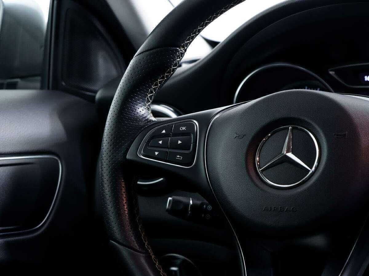 Mercedes-Benz GLA с пробегом — 2017 год. Фото: #13