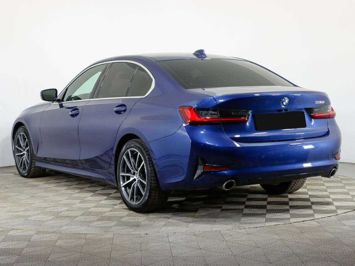 BMW 3 серии с пробегом — 2022 год. Фото: #6