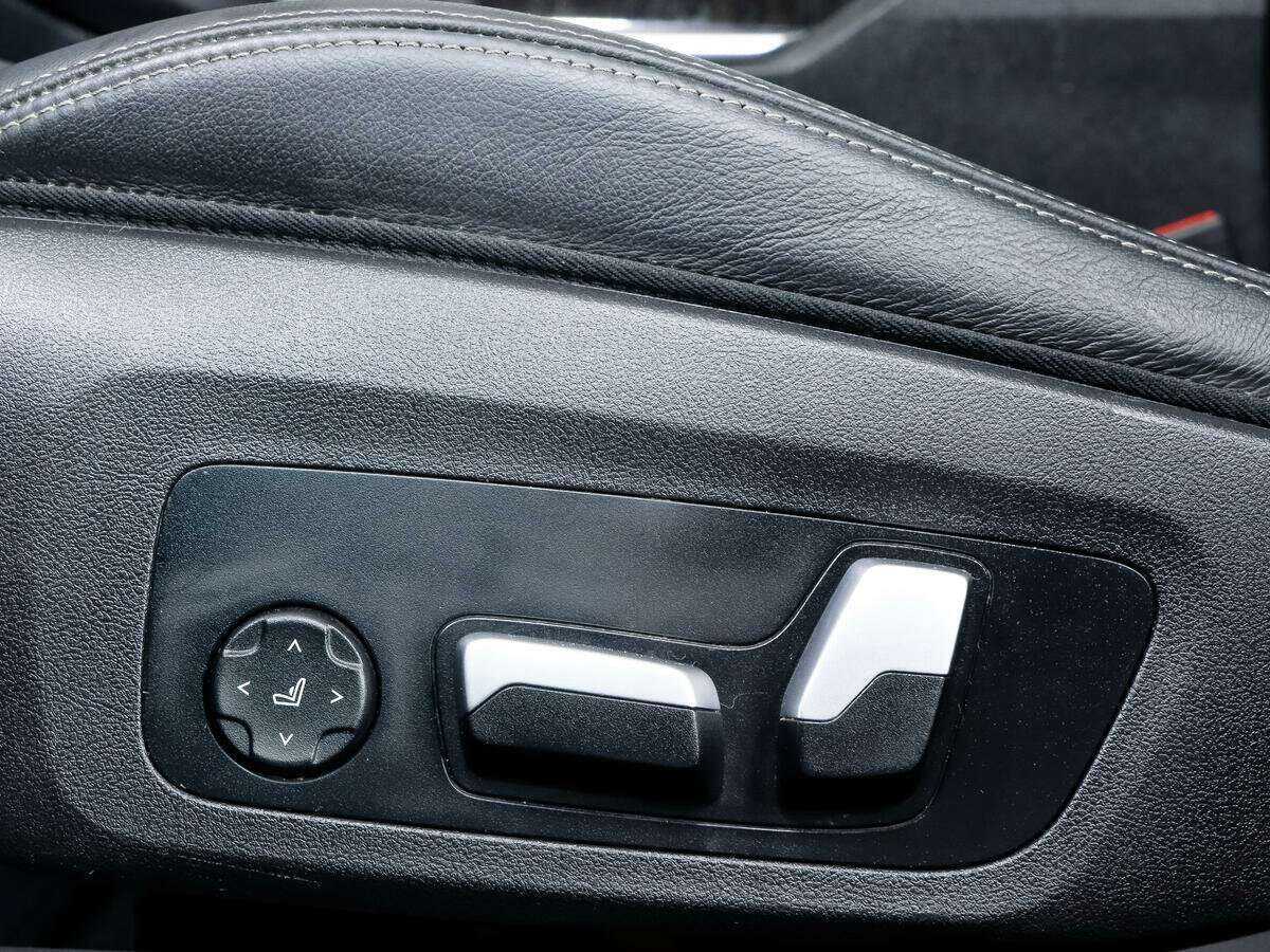 BMW 3 серии с пробегом — 2022 год. Фото: #12