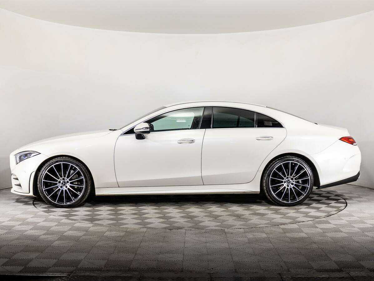 Mercedes-Benz CLS с пробегом — 2018 год. Фото: #8